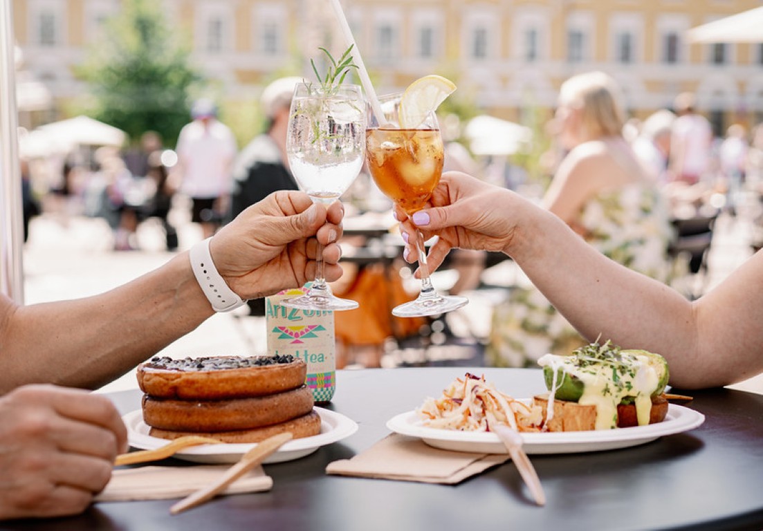 Kaksi uutta terassikonseptia Helsingin ydinkeskustaan
