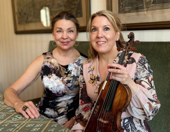 Runoutta, musiikkia ja puutarhataikaa Villaforssin Runopiknikissä
