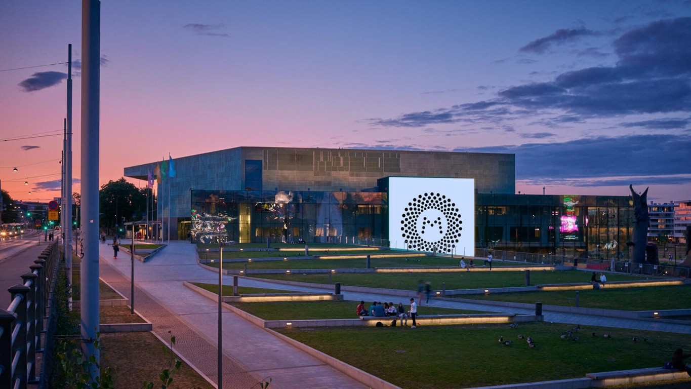 Ulkoilmanäytös käynnistää HKO:n konserttikauden