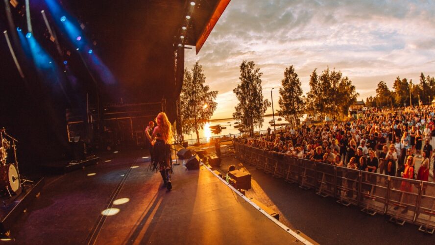 Kestosuosikit sekä ensikertalaiset sulassa sovussa Vaasa Festivaleilla