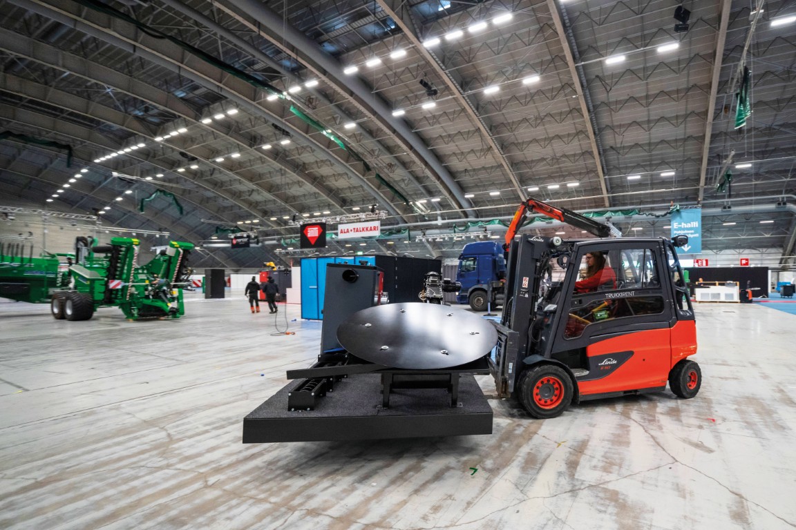 Messujen rakentaminen on ammattilaisten tiukkatahtinen rutistusTeksti Juha Jäntti