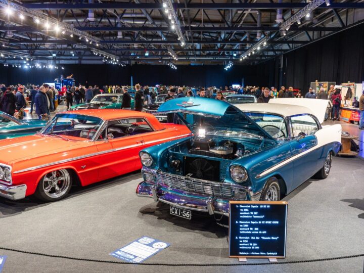 Jenkkiautoja ja vintage-tunnelmaa Jyväskylässä