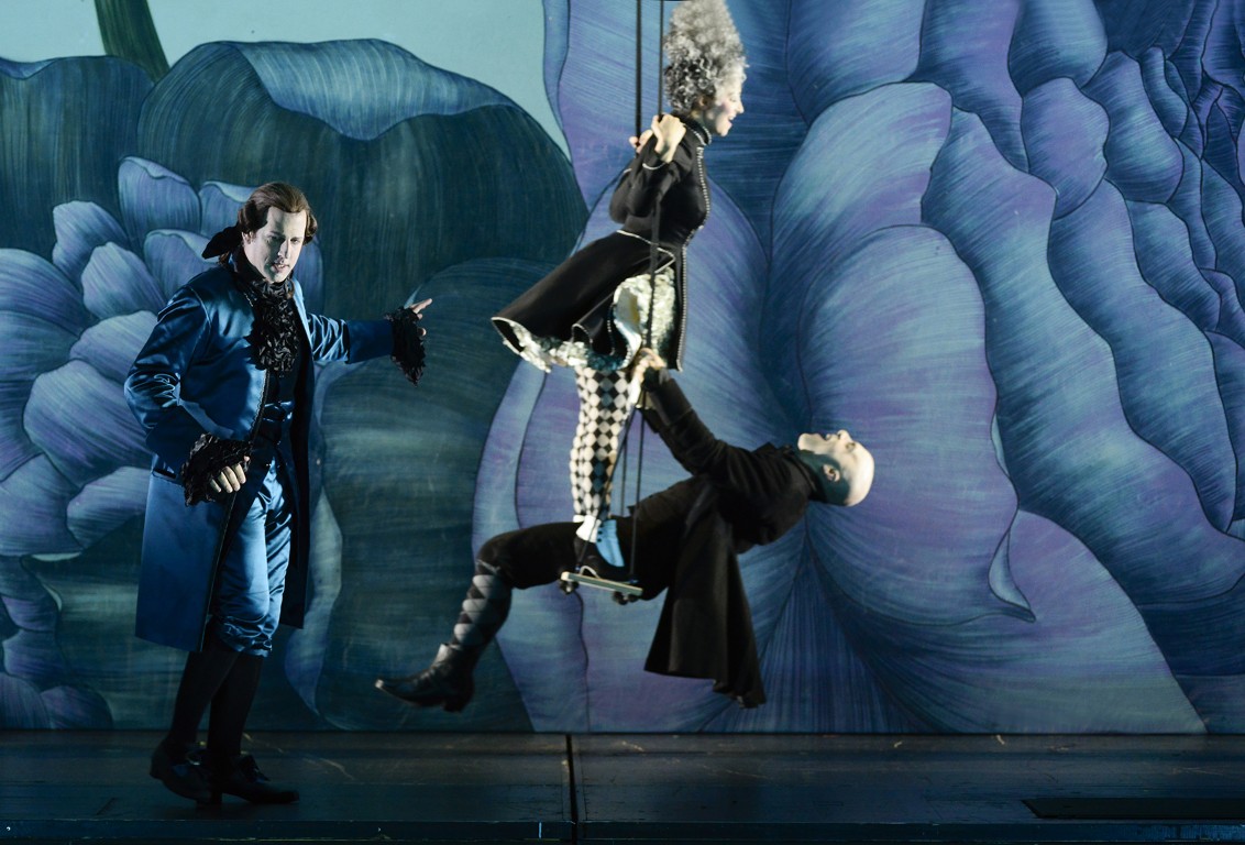 Savonlinnan Oopperajuhlilla suomalaisia oopperatähtiä ja nousevia nuoria lupauksia