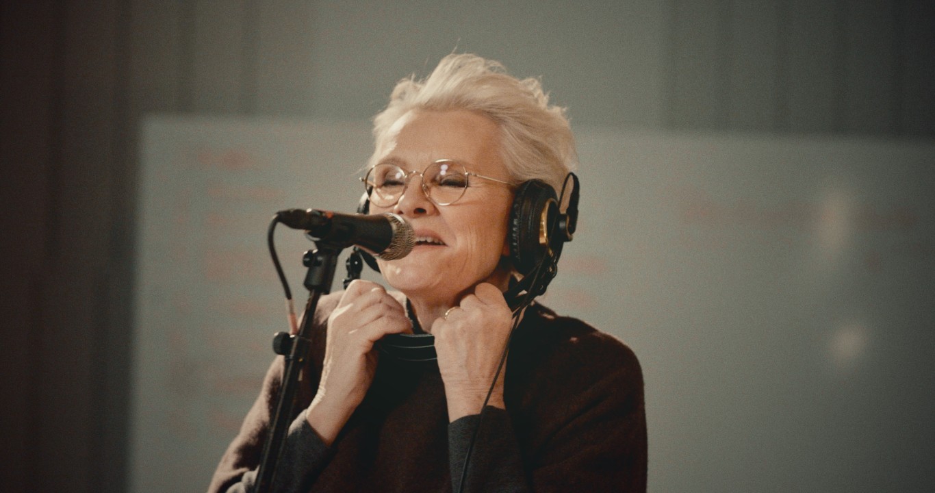 Eva Dahlgren syksyllä Suomeen