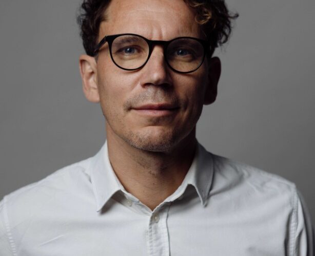 Sivistysklubit tiistaisin Juha Itkosen johdolla