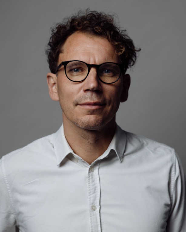 Sivistysklubit tiistaisin Juha Itkosen johdolla