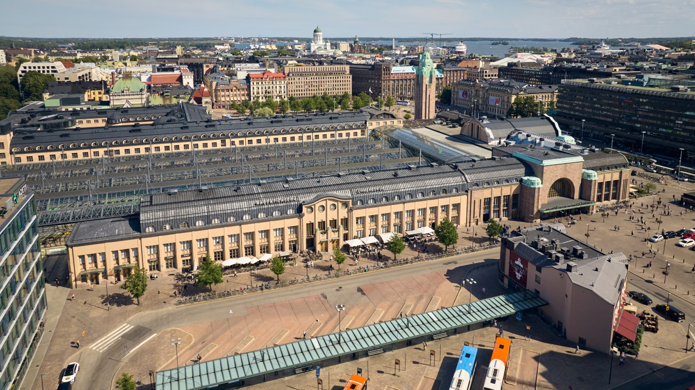 Päärautatieasemalle uusi hotelli ensi keväänä