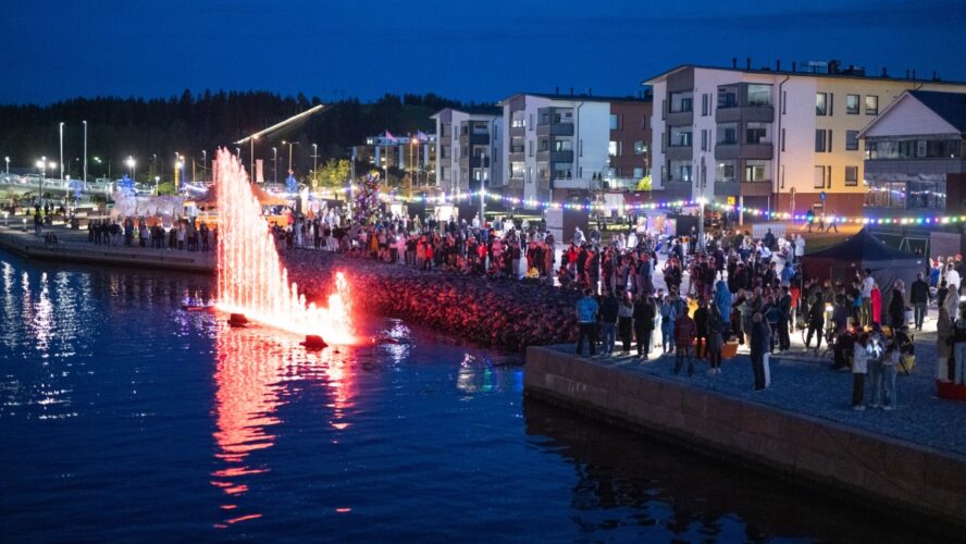 Porvoon Jokikarnevaalit kutsuu nauttimaan yhteisestä kesäpäivästä joen äärelle