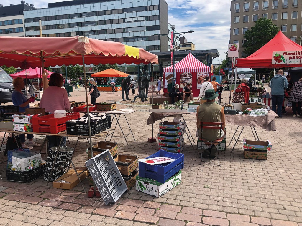 Porin Kauppatorin ehostus eteneeTeksti Vesa-Pekka Järvelä